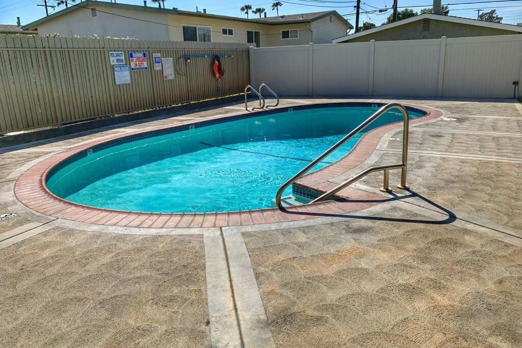 Huntington Highlight - Pool, Patio, Close To Beach Χάντινγκτον Μπιτς Εξωτερικό φωτογραφία